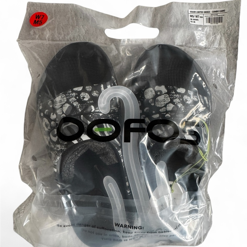OOFOS Black Camo Limited Slip-On Clogs